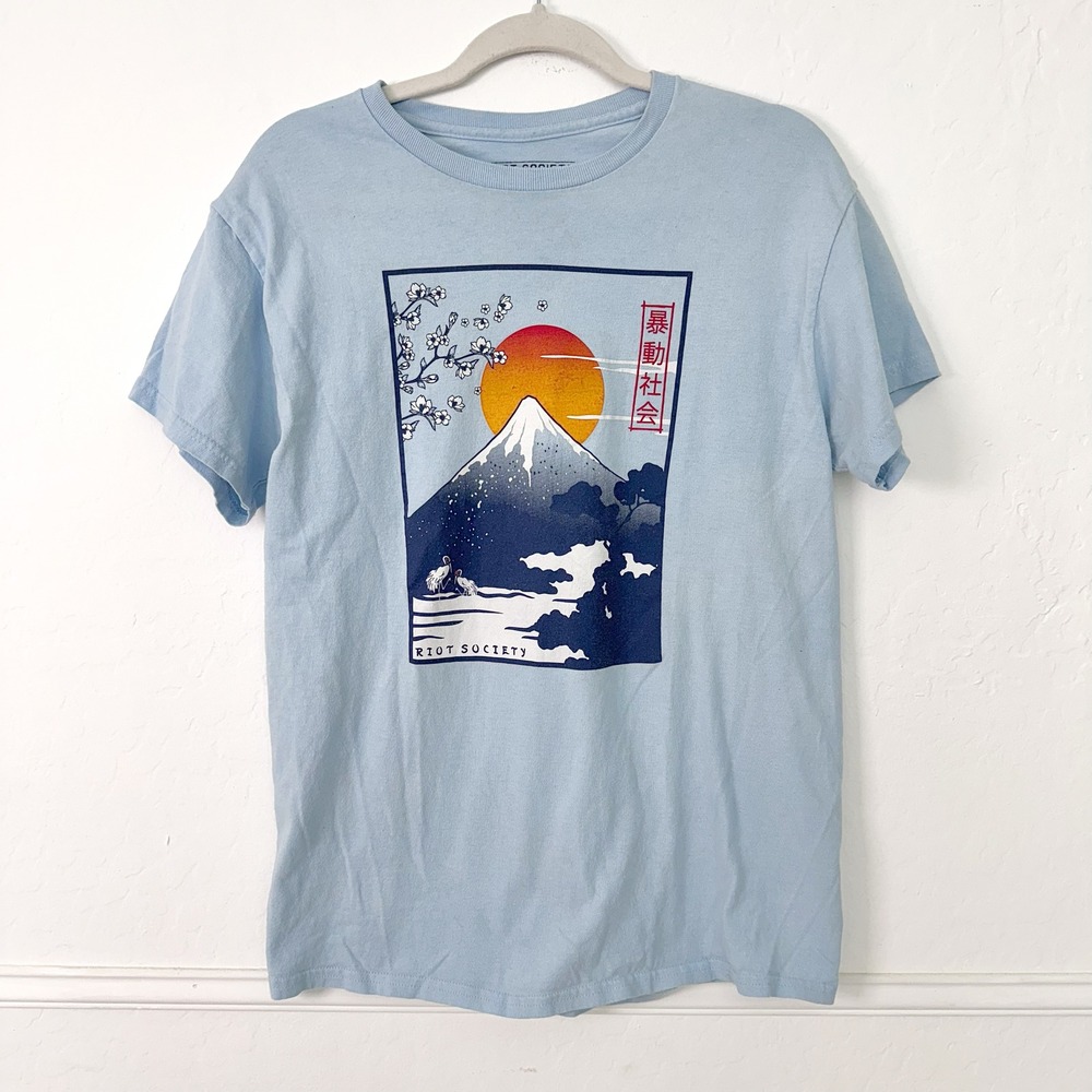 Riot Society Mens‎ T Shirt Blue Mt Fuji Crane Cherry Blossom Graphic Tee